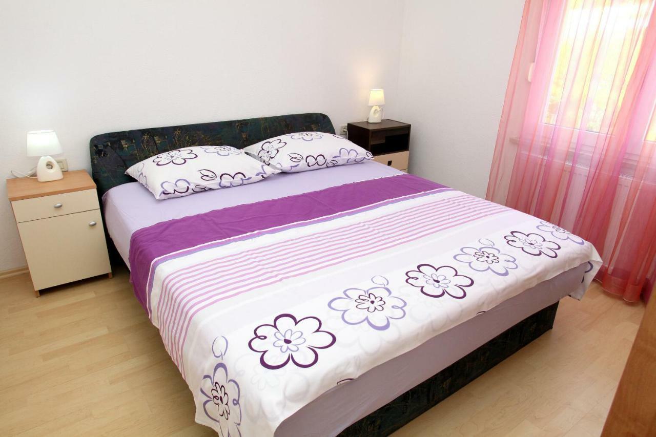 Apartman Dinka 特罗吉尔 外观 照片