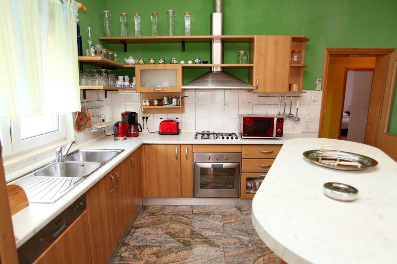 Apartman Dinka 特罗吉尔 外观 照片
