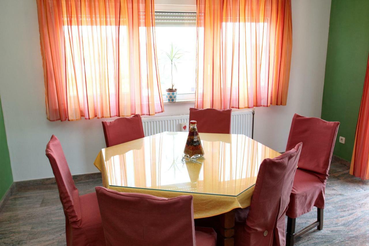 Apartman Dinka 特罗吉尔 外观 照片