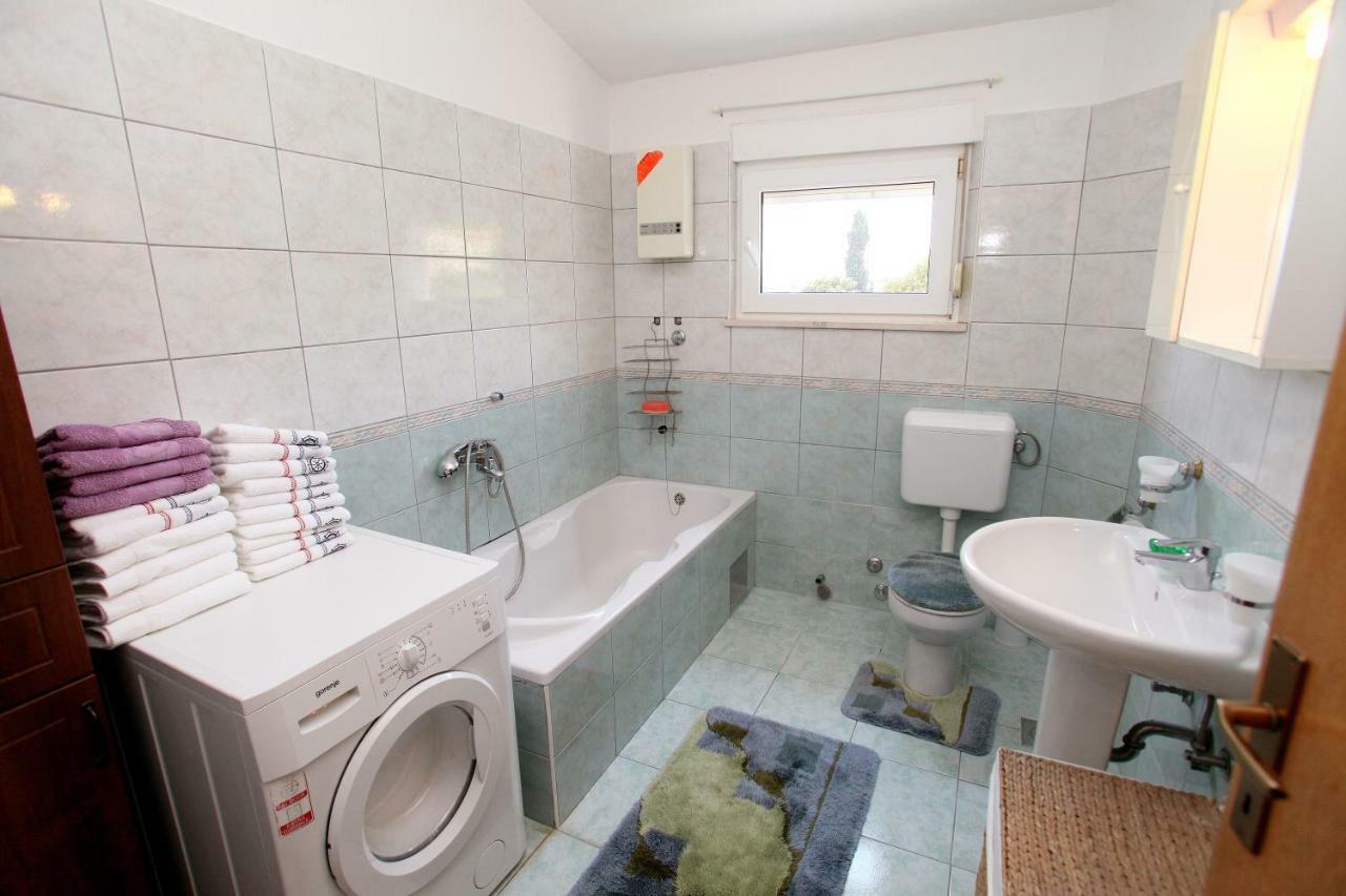 Apartman Dinka 特罗吉尔 外观 照片