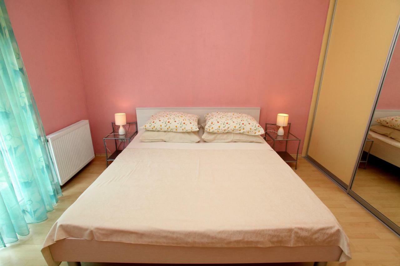 Apartman Dinka 特罗吉尔 外观 照片