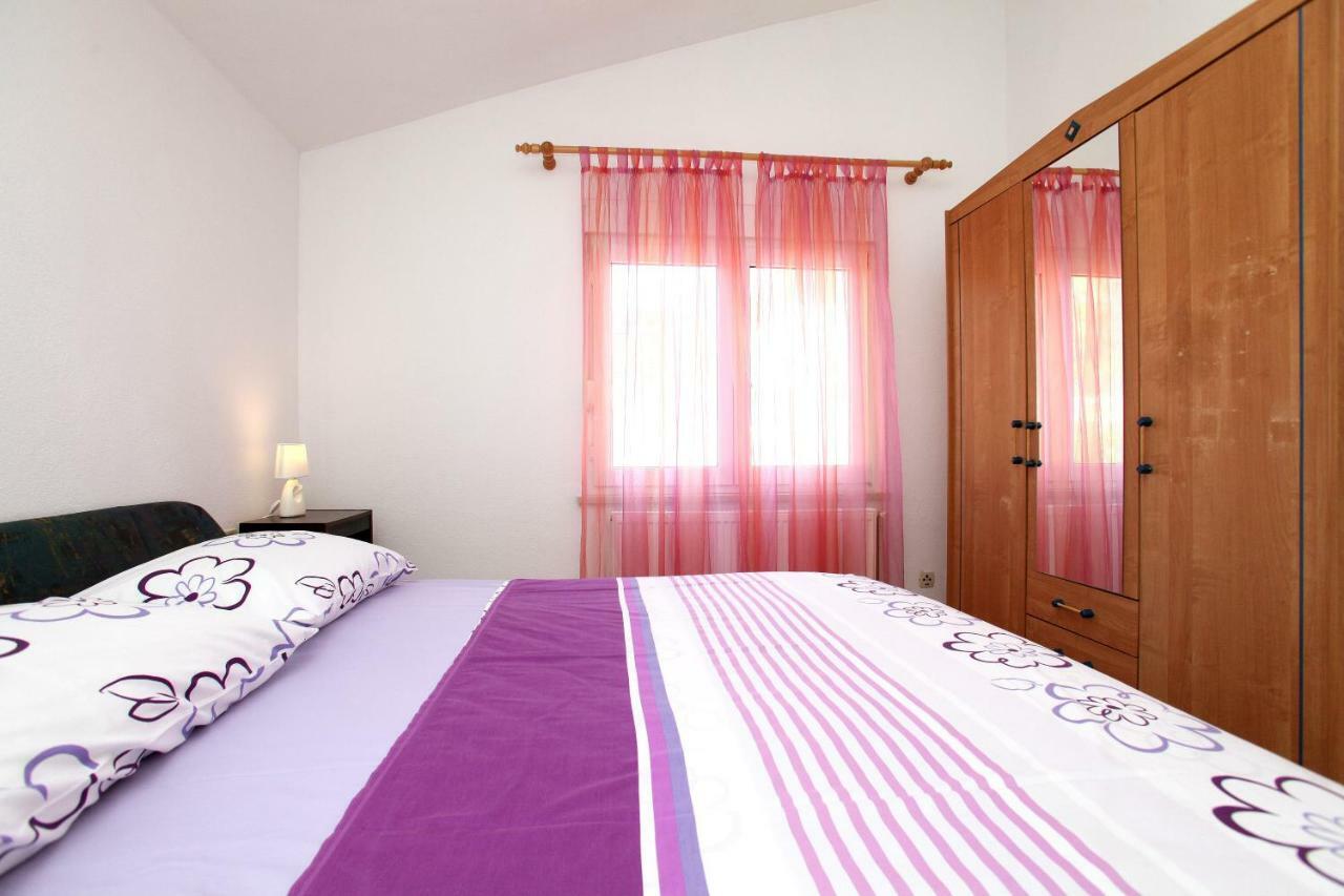 Apartman Dinka 特罗吉尔 外观 照片